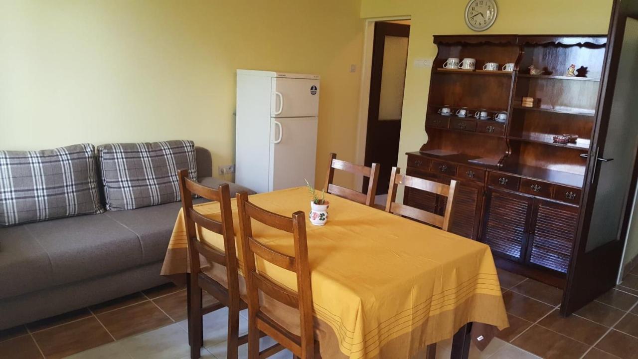 Apartment Valun 386A Luaran gambar
